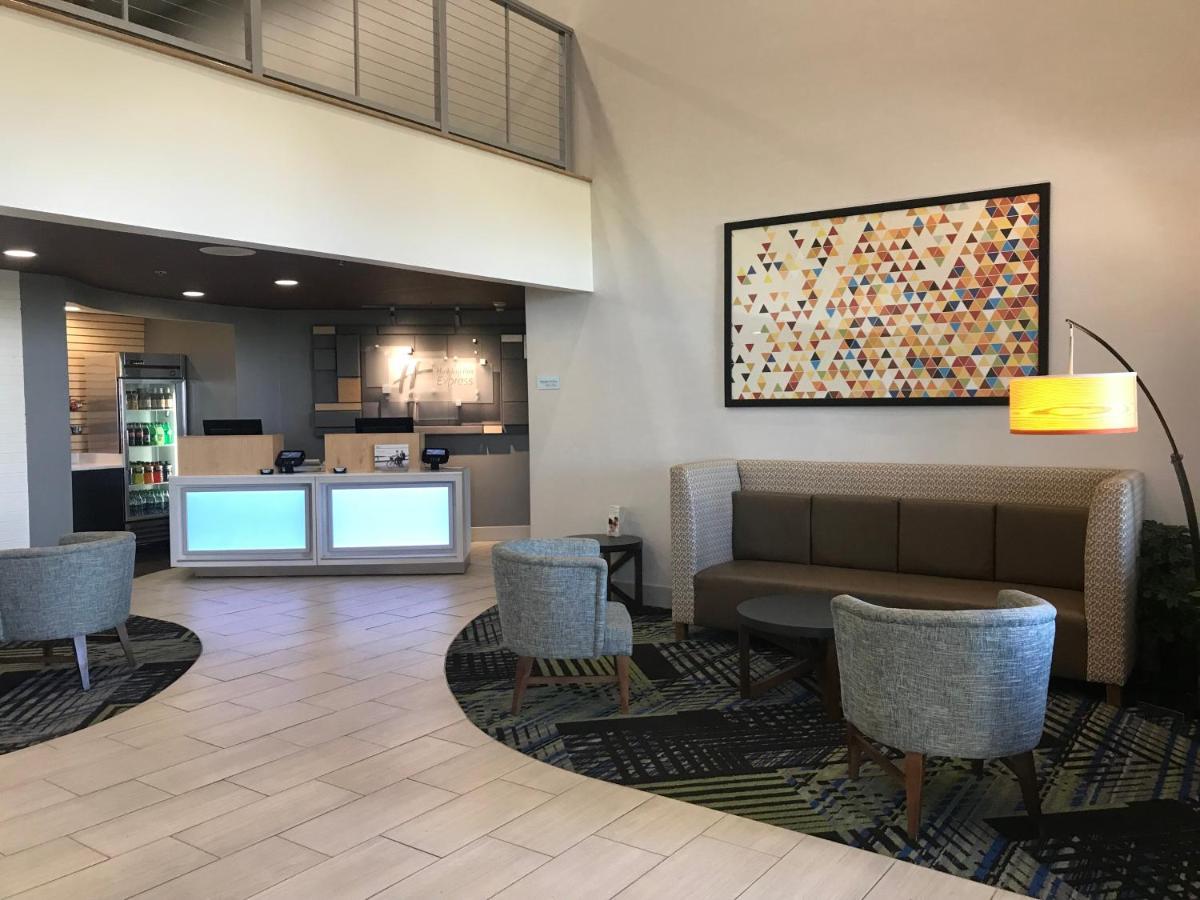 Holiday Inn Express - Canton By Ihg Exteriér fotografie