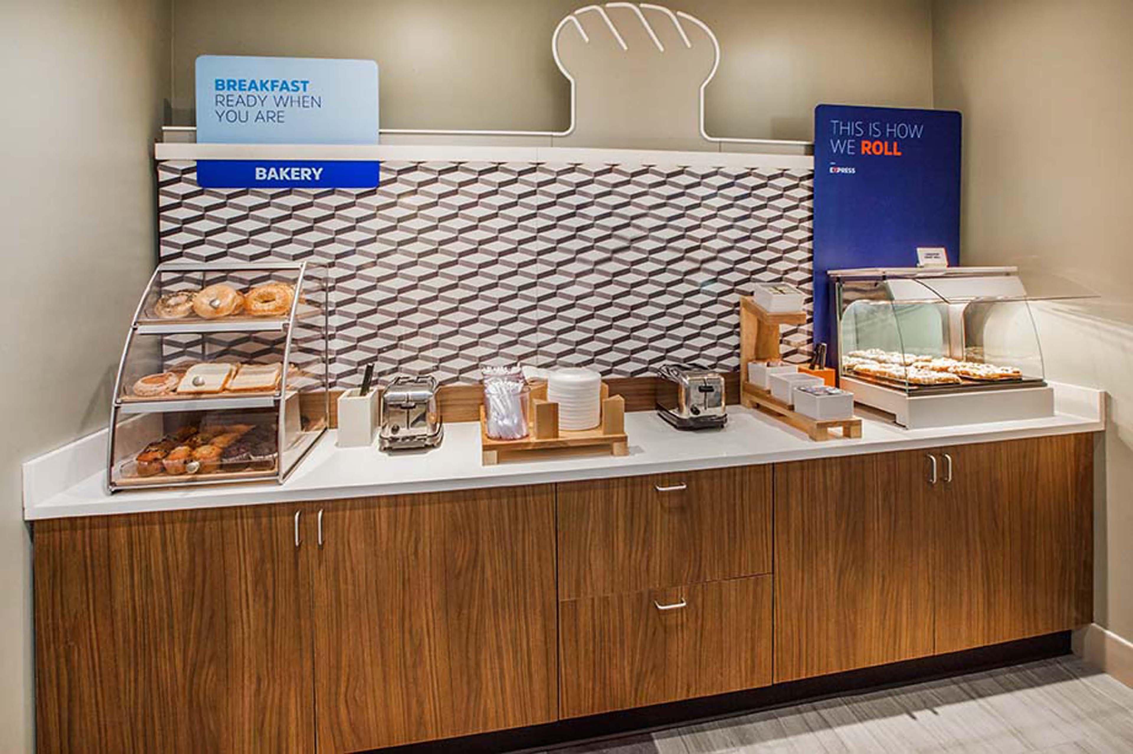 Holiday Inn Express - Canton By Ihg Exteriér fotografie